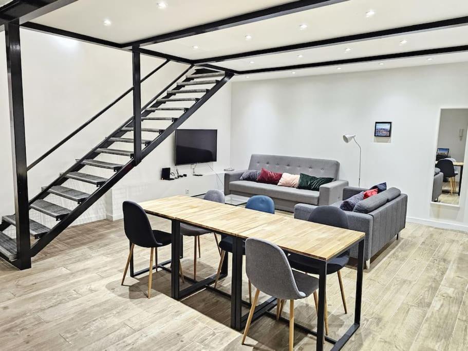 Ferienwohnung L'Atelier De La Sainte - Vieux Port Marseilles Exterior foto